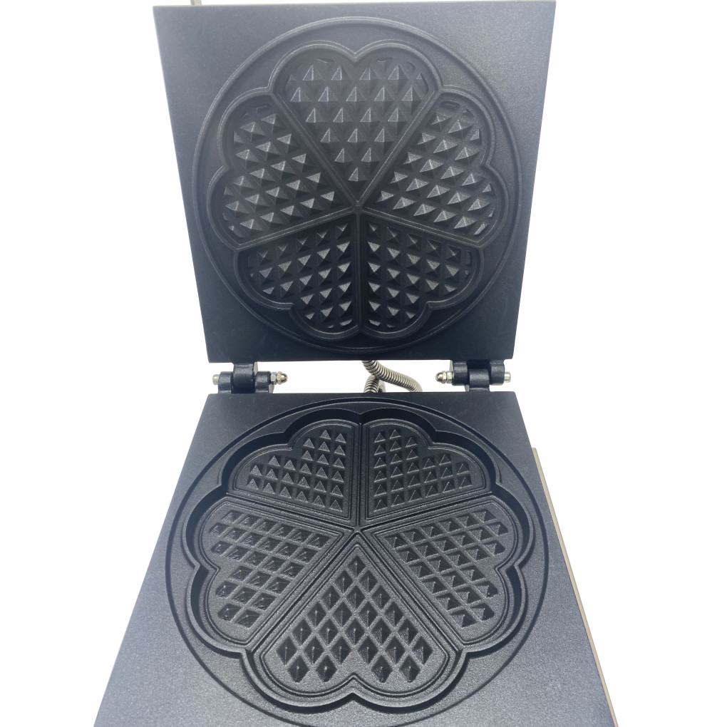 Вафельниця Квітка GoodFood WB1FL 