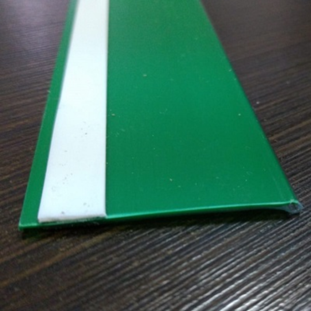 Ценникодержатель DBR 39 Зеленый 1250 мм