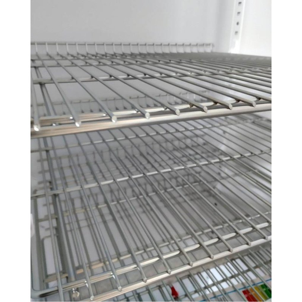 Шафа холодильна CC48DM-P600FD Snaige