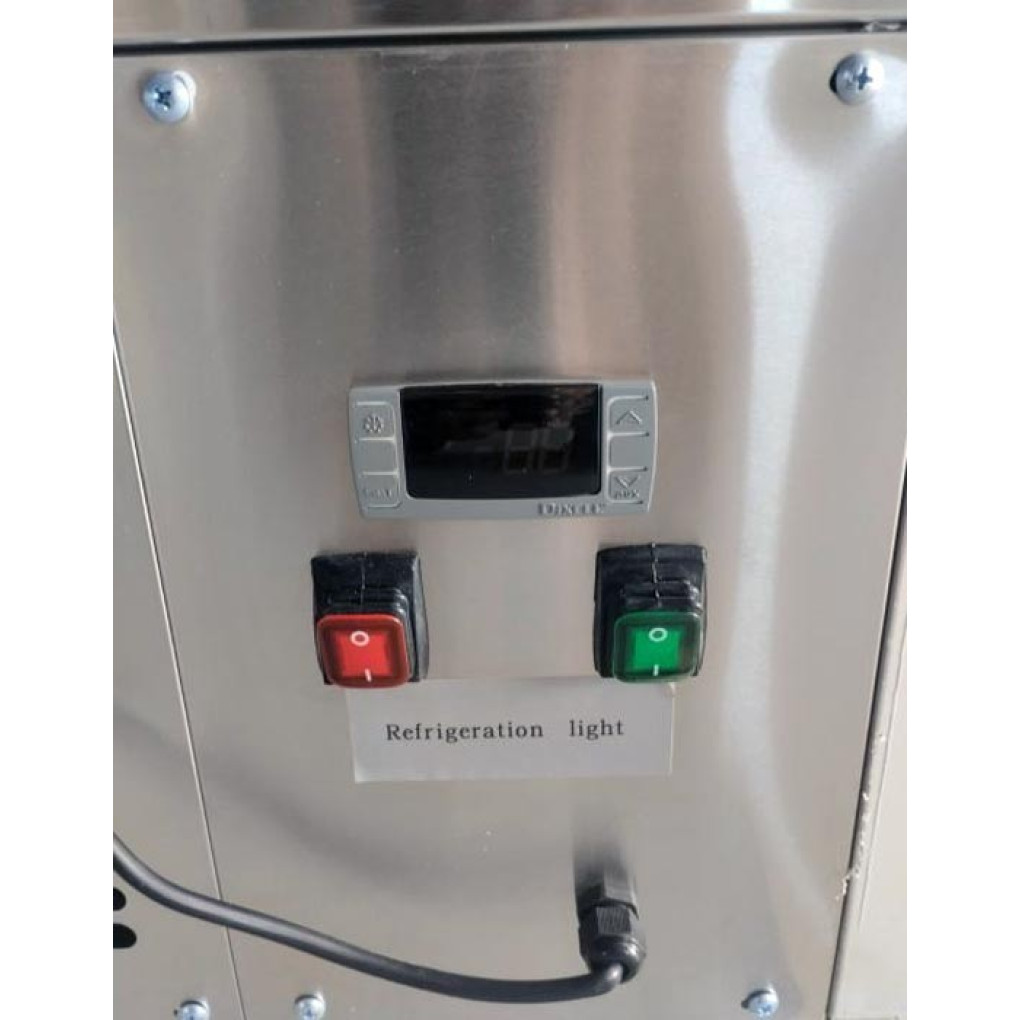 Кондитерская витрина FC-400RCD Gooder